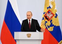 Ryssland annekterar fyra ukrainska regioner som har ockuperats under kriget, meddelar Vladimir Putin.