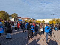 Lördagen den första oktober demonstrerade östnylänningar på Borgå torg för att rädda jouren vid Borgå sjukhus
