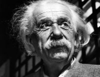 Albert Einstein 1954. Han fick aldrig Nobelpriset för sin mest revolutionerande upptäckt.