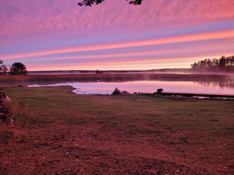 Spännande färger på Emsalö.