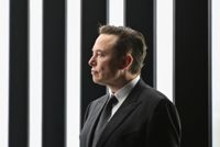 Elon Musk har tagit över som ikonisk entrepenör efter att Applegrundaren Steve Jobs dog. Genomslaget på sociala medier är stort. Hans ekonomiska och politiska inflytande är ändå ännu begränsat, säger Alf Rehn.