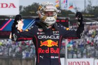 Red Bull-föraren Max Verstappen har framgångsrikt försvarat sin VM-titel efter seger på Suzuka.