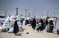 al-Hol lägret i norra Syrien. I lägret har så många som 100 000 kvinnor och barn internerats. Omständigheterna är urusla, det råder brist på mat, rent vatten, undervisning och medicinsk vård. Fotot är taget i september 2021.