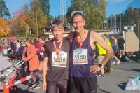 Familjen Kero med Jens-Arne och Jaakko höll sig väl framme i Gässelbyloppet.