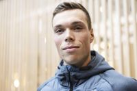Juuso Haarala, uppvuxen i Karleby, har lärt sig svenska i idrottsgymnasiet i Vörå.
