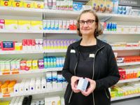 Farmaceut Pauliina Tanttu säger att det har varit flera försäljningstoppar av jodtabletter i år.
