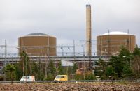 Fortum har redan meddelat att livslängden förlängs för de nuvarande reaktorerna i Lovisa. Nu utreder bolaget ytterligare byggande av ny kärnkraft.