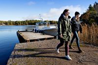– Vi får höra att vi är emot allt. Men det som vi är emot är toppstyrning. Påståenden om att vi inte ens vill att människor kommer hit stämmer inte, säger Erika Englund, t.v., tillsammans med Marie Kellgren.