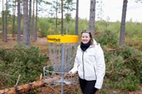 Susanna Virtanen uppskattar att det kommer att krävas tiotals timmar av arbete för att städa upp banan.