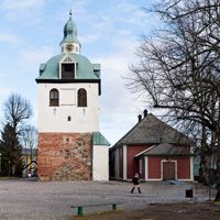 Lilla kyrkan ska få nytt spåntak.