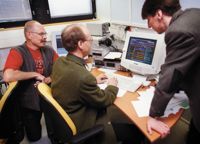 Ole Holmberg, Hans-Åke Manelius och Kjell Ekholm planerade musiken i Radio Extrem.