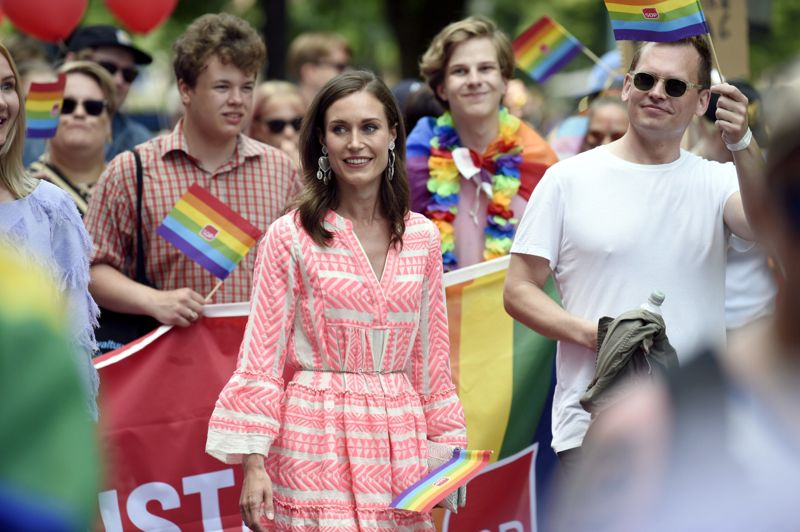 Statsminister Sanna Marin säger i MTV3-programmet att hon inte skulle vilja läsa en enda rubrik om sina klänningar, läderjackor eller att hon går ut och träffar kompisar ibland.