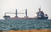 Ett lastfartyg med 12|000 majs lämnar den ukrainska hamnen i Odessa. Arkivbilden är från den 13 augusti år.
