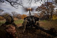 Både Ukraina och Ryssland har använt sig mycket av artilleri under kriget i Ukraina. Det här är en ukrainsk 152 millimeter bandkanon som avfyras i närheten av staden Bakhmut i Donetsk.