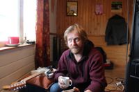 – Jag har alltid tänkt att här är lite förlegat, att här inte händer så mycket. Jag har haft helt fel bild, säger musikern Daniel Österlund som nyligen flyttade till Pojo.