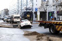 Det första läckaget inträffade på Flemingsgatan på söndagen. De nya läckagen i centrum och i Sockenbacka är troligen en följd av söndagens skador på vattenledningsnätet.