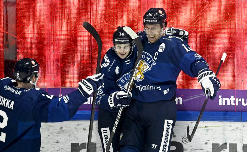 Marko Anttila stod för 1+1 poäng i Karjalaturneringens avslutande match mot Sverige.