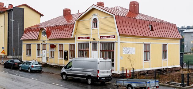 Almska gården har ännu inte hittat någon köpare.