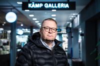 Ilmarinens chef för hyresfastigheter Ville Laurila är rasande över stadens tillvägagångssätt när det gäller planerna på att testa att minska antalet körfiler på Norra Esplanaden.