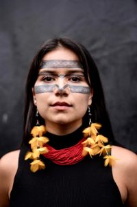 Helena Sirén Gualinga kämpar för att urfolks rättigheter ska respekteras och Amazonas bevaras.