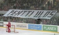 HIFK:s anhängare är krävande. 2007 vill se supportrarna att HIFK:s hockeylags vd Pentti Matikainen skulle sparkas på grund av uteblivna framgångar och misslyckade spelarvärvningar.