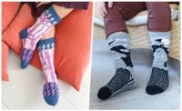 Yllesockorna med hattifnattar och Mårran på är lätta att göra i stora storlekar, så de passar bra också på herrfötter.