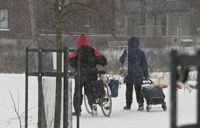 I Södrik i Esbo gällde det att kämpa sig fram i snöyra på måndagen.