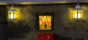 Gamla stan i Ekenäs förvandlas till en julkalender också i år.