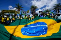 Bolsonaro-anhängare protesterar mot valresultatet i Brasília. Bild från mitten av november.