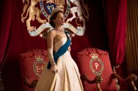 Claire Foy som Elizabeth II i den andra säsongen av The Crown.