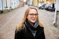 DOKTOR. Johanna Grönqvist disputerade nyligen kring nya material, en teoretisk avhandling som bygger på matematik och datormodeller.