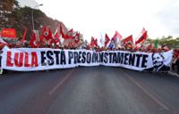 Anhängare till tidigare presidenten Lula da Silva marscherade för hans kandidatur i går.