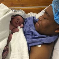 Vuyie födde sin son för drygt ett år sedan. Pojken har blivit hivtestad vid två reprsier och ännu ett test väntar.