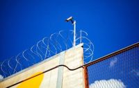 Enligt brottspåföljdsmyndigheten Rise sker radikalisering också innanför fängelsernas murar.