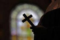 Katolska präster i Tyskland har begått tusentals sexuella övergrepp under en 70-årsperiod, visar en studie. Arkivbild