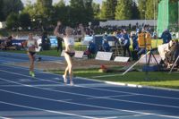 DUBBEL. Sara Kuivisto fick fira två gånger i Seinäjoki. Här jublar hon över segern på 1500 meter.