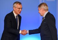 Pekka Haavisto och Natos generalsekreterare Jens Stoltenberg. Arkivbild.
