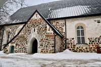 Bilen med sällskapet som polisen önskar tips om rörde sig i närheten av Pargas kyrka.
