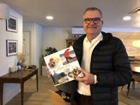 Manne Stenros har nyligen utkommit med boken Hanko – Hangö à la carte, som har texter på svenska, finska och engelska.