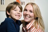 Christel Bachér med sonen Felix.