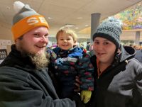 Trixie och Dennis Borgström med sonen Edvin är nyinflyttade i Nickby och trivs väldigt bra i sin nya hemort.