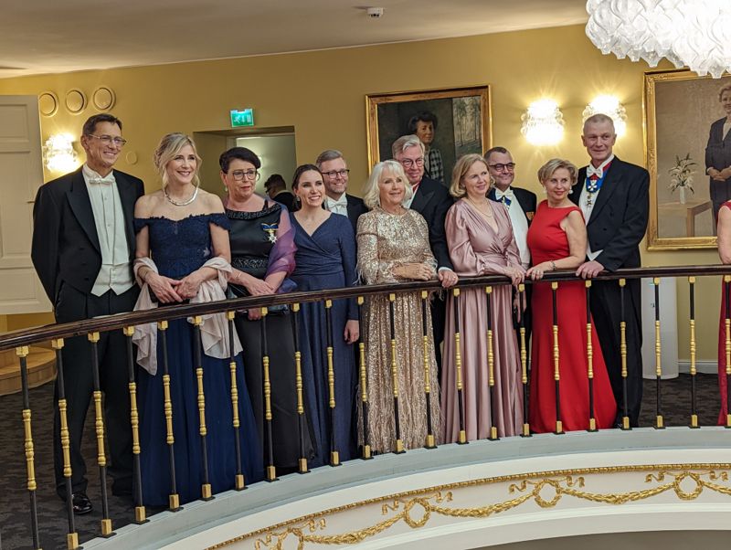 Den åländska delegationen på slottsbalen.