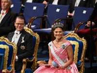 Prins Daniel och kronprinsessan Victoria under Nobelprisutdelningen på lördagen.