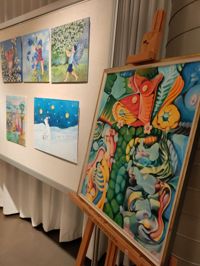 Viktor Khachtanskis tavla Two Origins för tankarna till Salvador Dalí men i en mer färggrann skala.