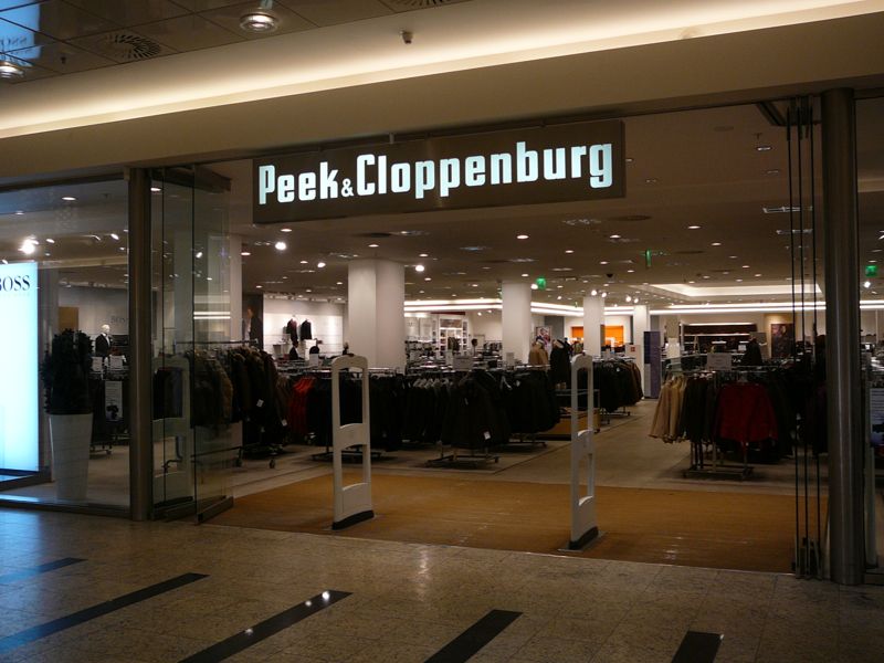 Peek & Cloppenburg är ett familjeägt modeföretag med huvudkontor i Düsseldorf och Wien. Företaget är Europas ledande textilhandlare.