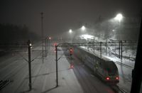 Det så kallade entimmeståget mellan Helsingfors och Åbo skulle i praktiken ta 78 minuter, alltså en timme och 18 minuter. Väljer man en tur som också stannar i Salo och Lojo tar det ytterligare åtta minuter längre.