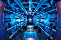 För första gången har man i laboratoriemiljö lyckats skapa ett energiöverskott via fusion.