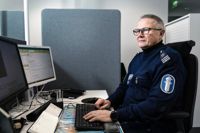Leif Malmberg har mer än 40 års erfarenhet av brottsutredning och säger att belastningen i dag är övermäktig. Polisen tar till sig kritik och försöker få ordning på problem, men när huvudena är för få så syns det oundvikligen i jobbkvaliteten.
