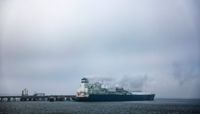 Den flytande LNG-terminalen Exemplar förväntas anlända till Finska viken i december.