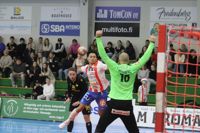 Jonathan Roos spelade piggt när han fick chansen och tackade för förtroendet med flera mål.